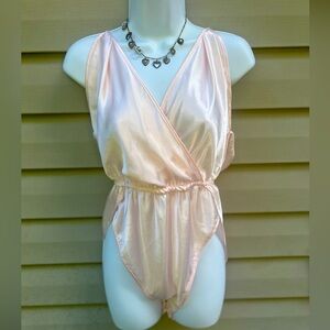 Vintage Victoria’s Secret size L sexy satin baby pink Teddy bridal gold label 80